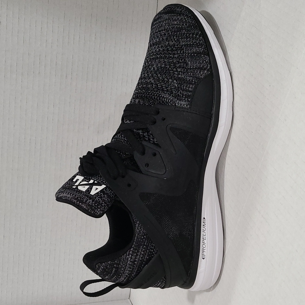 Men sneakers